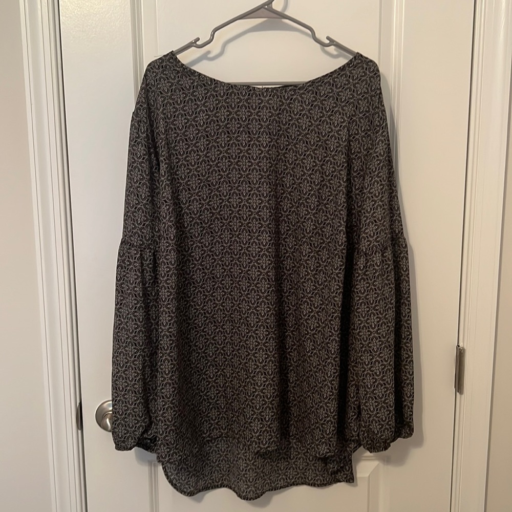 Patterned Long Sleeve Blouse
